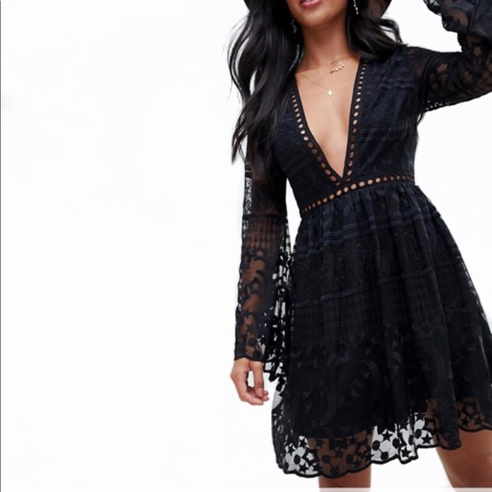 Petite Sz. 2 Black Lace Dress - Picture 2 of 7